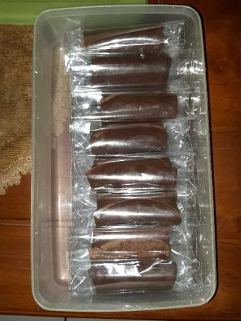 Cara Gampang Menyiapkan Dadar gulung isi pisang dan vla coklat Untuk Jualan