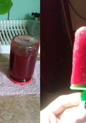 Una foto de Mermelada de ciruelas/Helado de agua de ciruelas