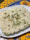 Riz moulé au saindoux et herbes aromatiques