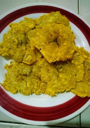 Una foto de Patacones en el horno