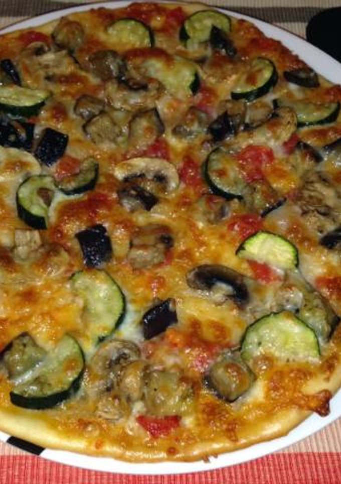 Una foto de Pizza vegetal
