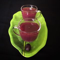A picture of Black Currant Juice.