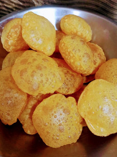 मसाला पूरी (masala poori recipe in Hindi) रेसिपी मुख्य फोटो
