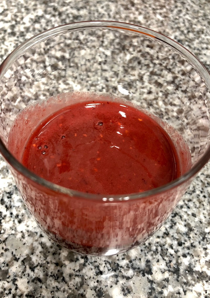 Una foto de Batido de frambuesas y moras