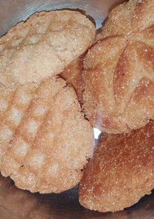 ठेकुआ (thekua recipe in Hindi) रेसिपी मुख्य फोटो