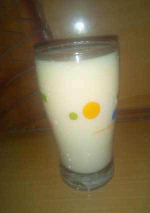 A picture of Mango shake.
