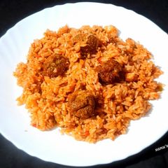 A picture of Veg Manchurian Fried Rice.