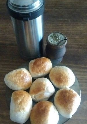 Una foto de Pancitos para el Mate