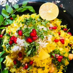 A picture of Onion Potatoes Poha.