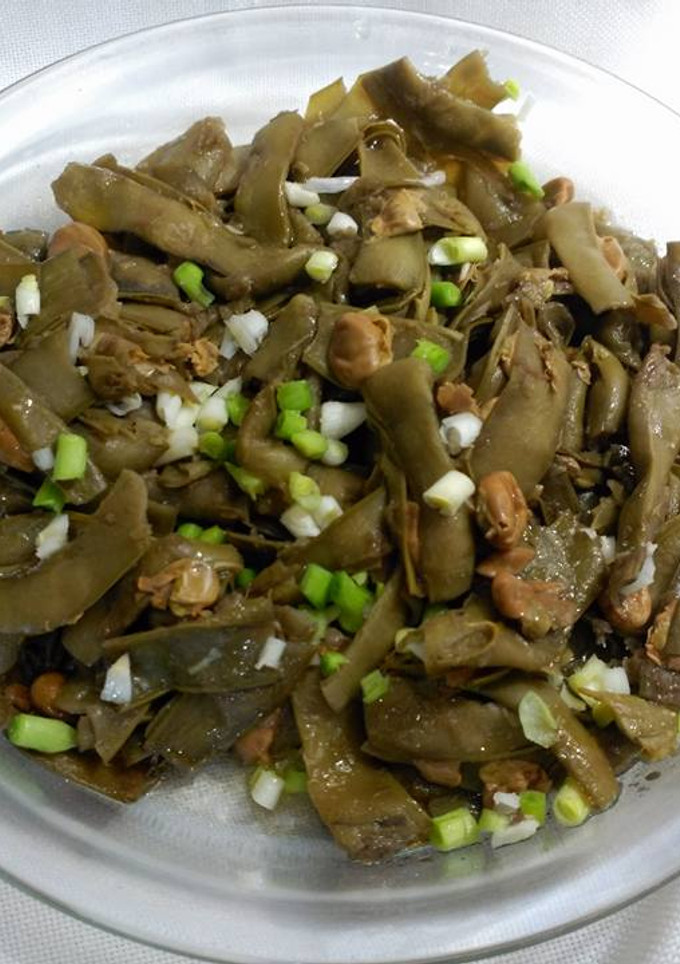 Una foto de Ensalada de habitas tiernas 