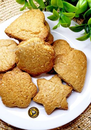 A picture of Baked Meethi Tikiya Or Meetha khasta Or Meethi Matri.