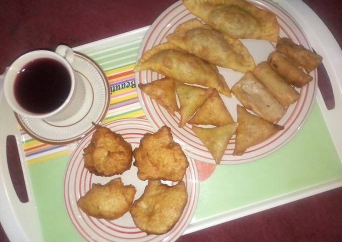 Spiced hibiscus tea&snacks