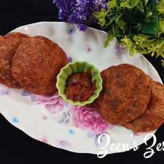 A picture of Beetroot Pooris.