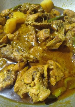 ধনিয়া পুদিনা চিকেন (dhania pudina chicken recipe in Bengali) রেসিপির প্রধান ছবি