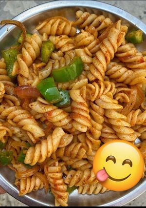 मसाला पास्ता (masala pasta recipe in Hindi) रेसिपी मुख्य फोटो