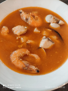 Una foto de Sopa económica de pescado