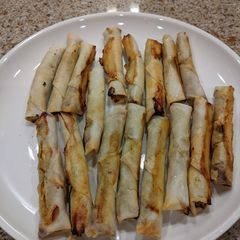 A picture of Addictive Filipino Lumpia.