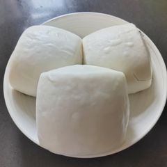 A picture of Steamed White Buns.