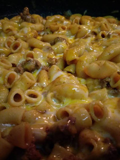 A picture of Chili-Cheese Macaroni.