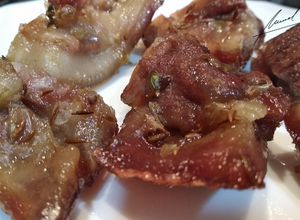 Una foto de Jeta (Careta de cerdo asada), en microondas