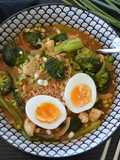 Ramyeon poulet et brocoli