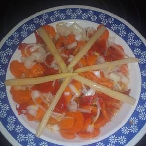 Zanahorias aliñadas con pimientos del piquillo