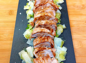 Foto principal de Solomillo a la plancha con cebolleta