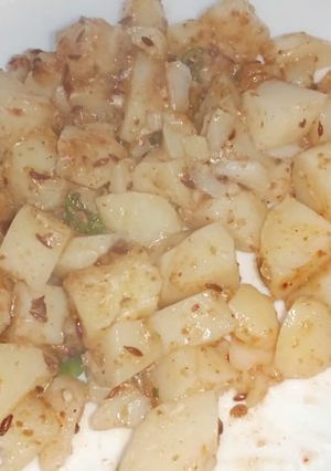A picture of Aloo falihari.