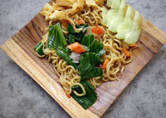 Resep Mie Goreng Pedas Oleh Dapur Illy - Cookpad