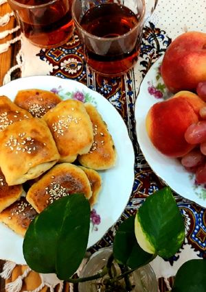 عکسی از دستور کلوچه خرما و بادوم زمینی لقمه ای