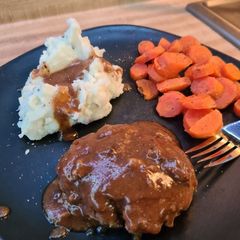 A picture of Salisbury steak recipe easy.