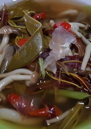 รูปของ แกงเห็ดใส่ผักติ้ว#รักบ้านเกิด
