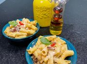 Una foto de rigatoni de italia