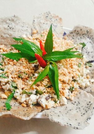 Hình của món Hến chay xúc bánh tráng.