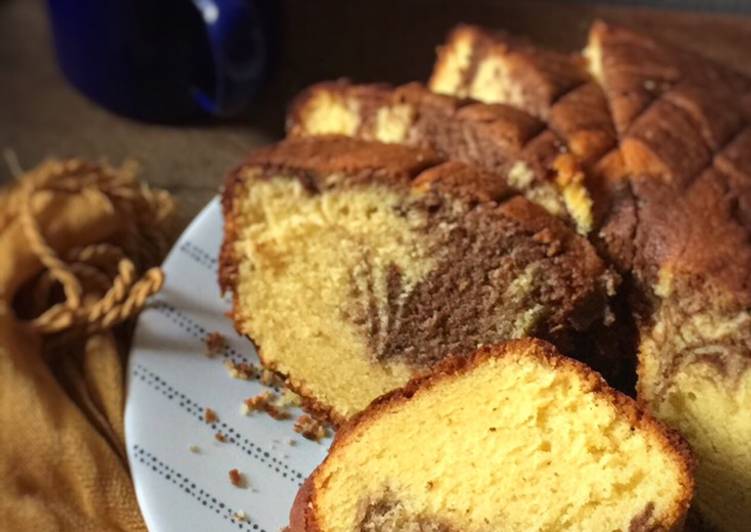 Marmer Pound Cake
