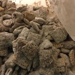 A picture of Chex Muddy Buddies.