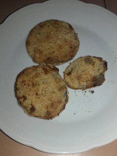 Una foto de Milanesas de berenjena (súper fáciles)