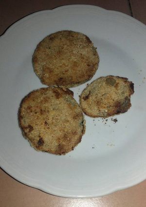 Una foto de Milanesas de berenjena (súper fáciles)