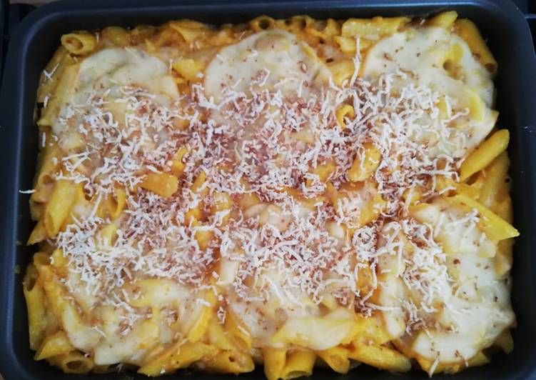 Recipe of Super Quick Homemade PASTA AL FORNO CON ZUCCA, LARDO DI NORCIA E PROVOLA AFFUMICATA