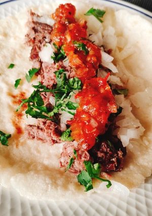 Una foto de Tacos de lengua de ternera en Instant Pot!