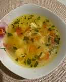 Суп курячий зі спагеті та овочами