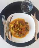 Pollo al curry con leche de coco y verduritas