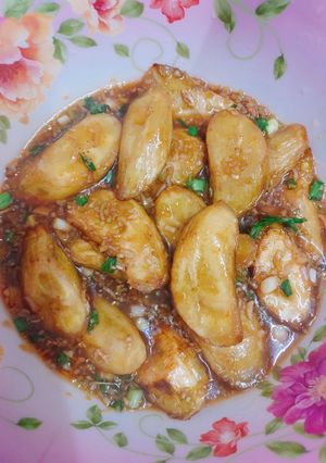 Hình của món Chuối xanh kho sả.