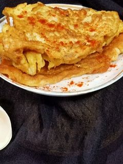ডিমের অমলেট(dimer omelette recipe in bengali) রেসিপির প্রধান ছবি