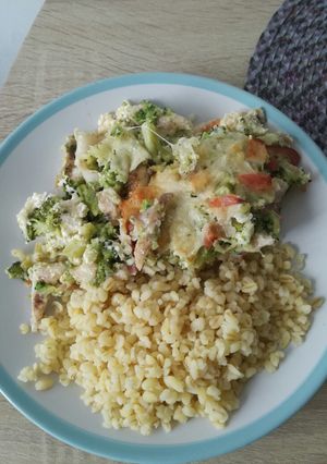 Brokkolis csirkemell, bulgurral recept fotója