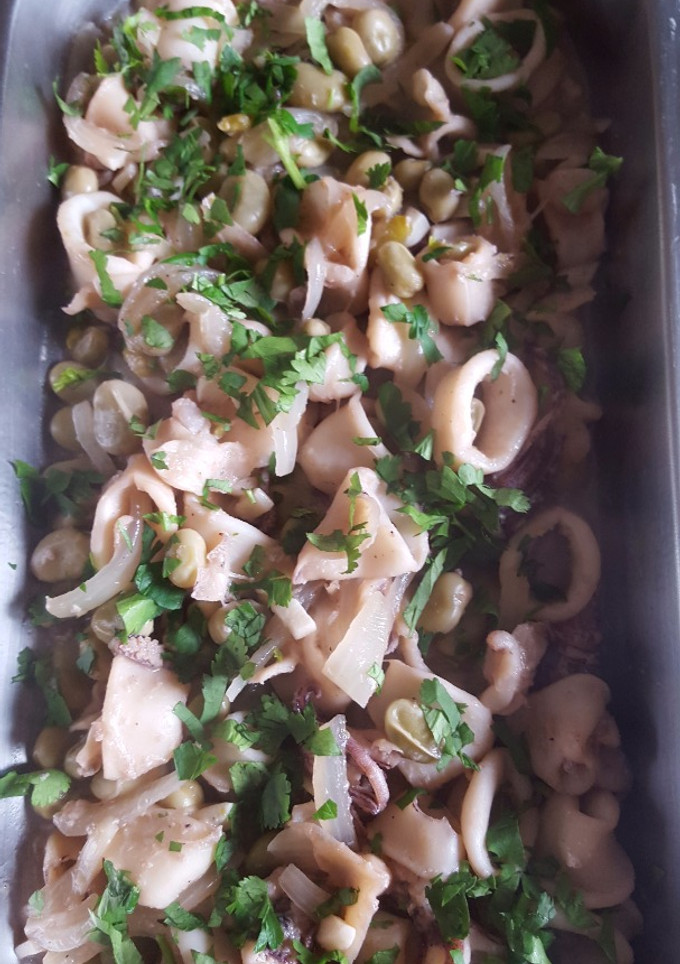 Una foto de Calamares en salsa