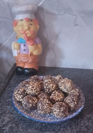 Una foto de Trufas de papa 🥔🍫3 ingredientes!!🤯
