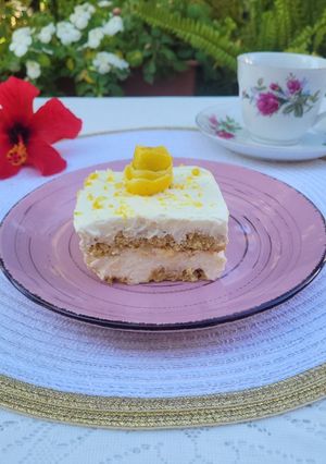 Una foto de Tiramisú de limón