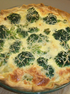 Foto principal de Tarta de brécol con puerros y echalotes