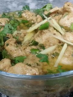 A picture of Chicken White Karahi.